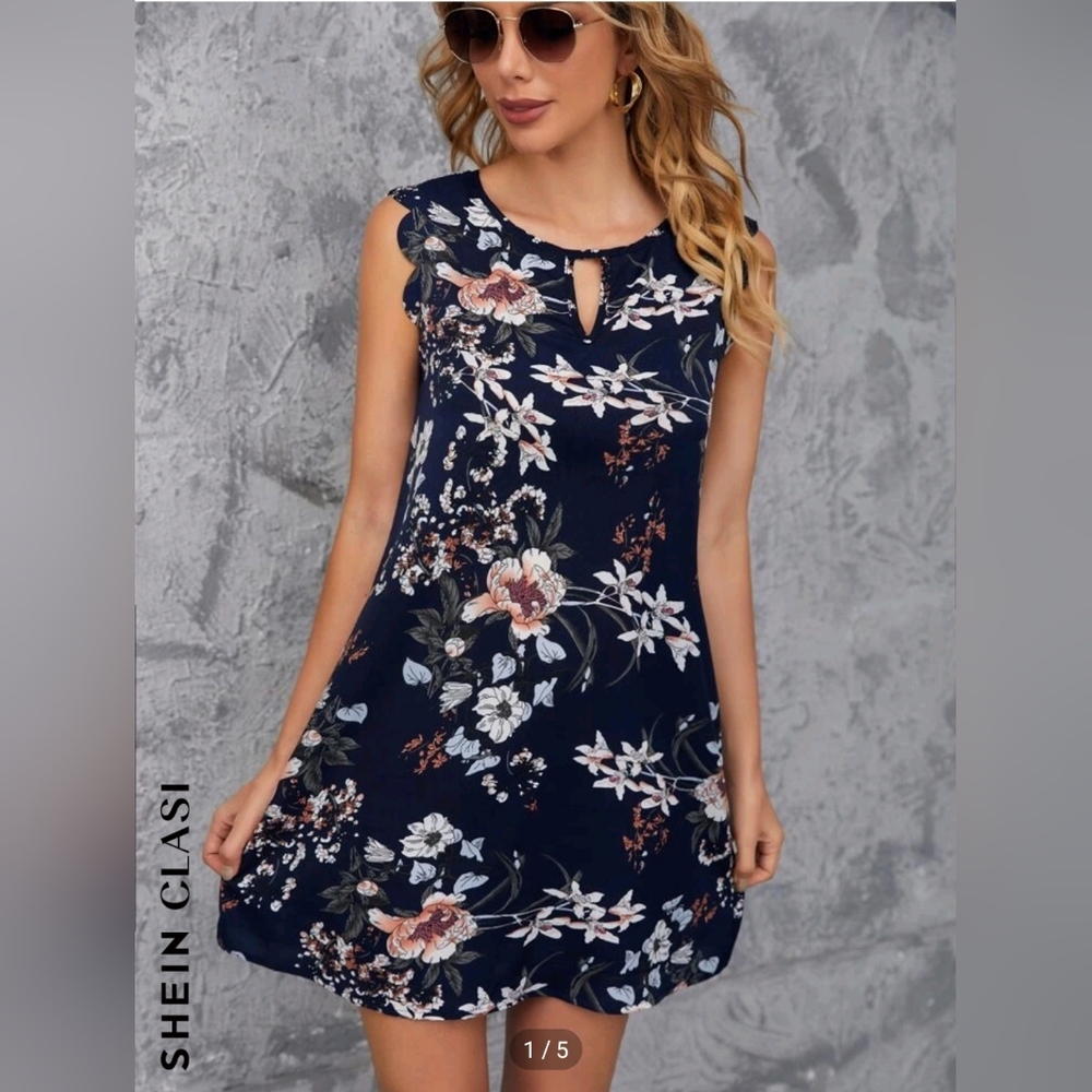 Keyhole Neck Dress